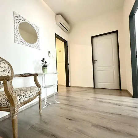 Balu Apartments Prague Exterior photo